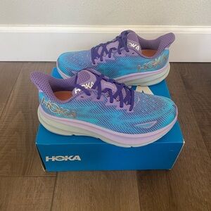 Hoka Clifton 9 Women’s 7.5 Chalk Violet/Pastel Lilac